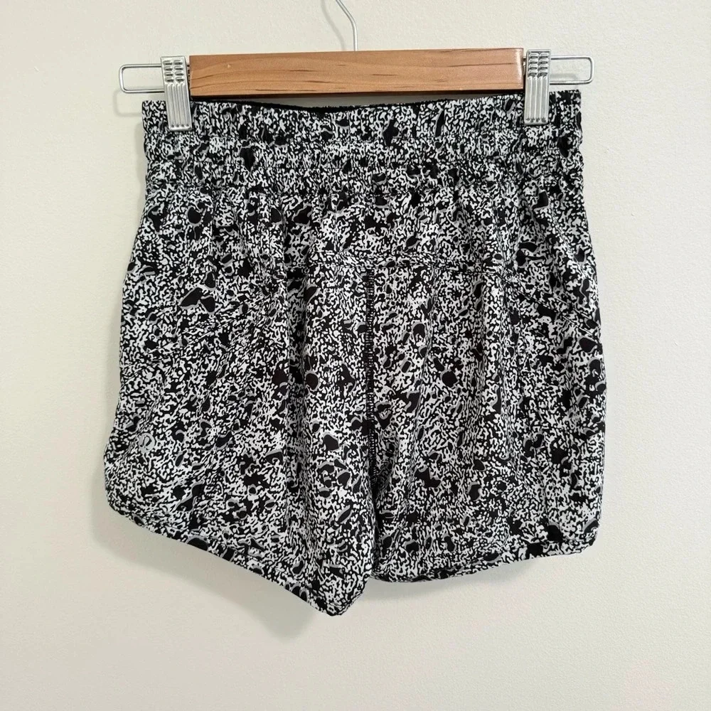 Lululemon Tracker Short 4